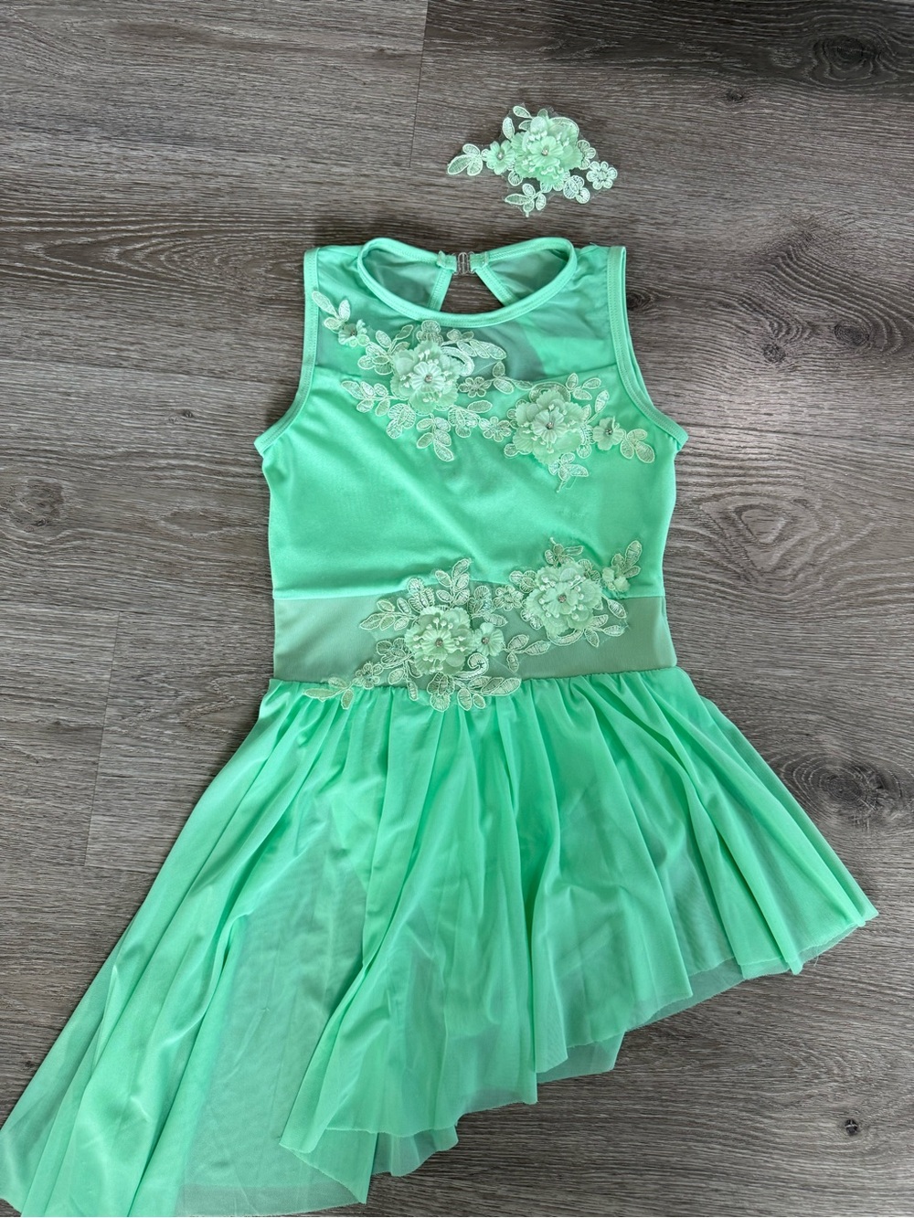 Girls' Mint Green Floral Appliqué Dance Costume